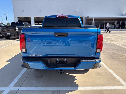 Used 2023 Chevrolet Colorado LT w/ LT Convenience Package II RWD image 8