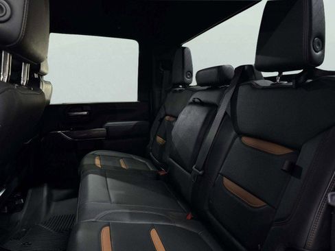 Used 2022 GMC Sierra 2500 AT4 image 39