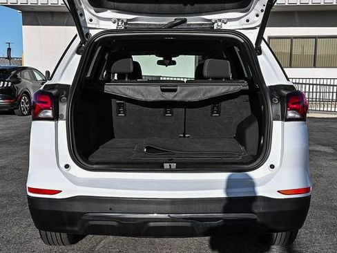 Used 2022 Chevrolet Equinox LT w/ Driver Convenience Package FWD image 30