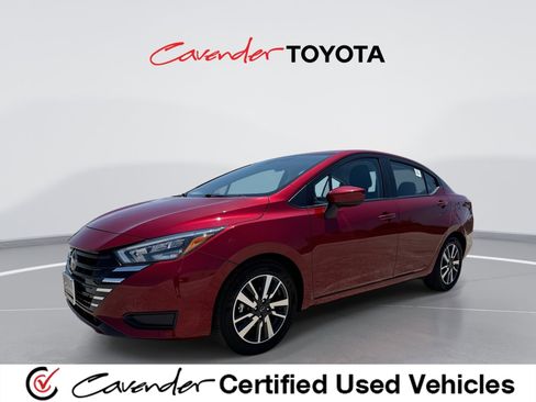 Used 2025 Nissan Versa SV FWD image 1