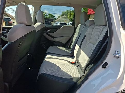 Used 2023 Subaru Forester Premium AWD/4WD image 11