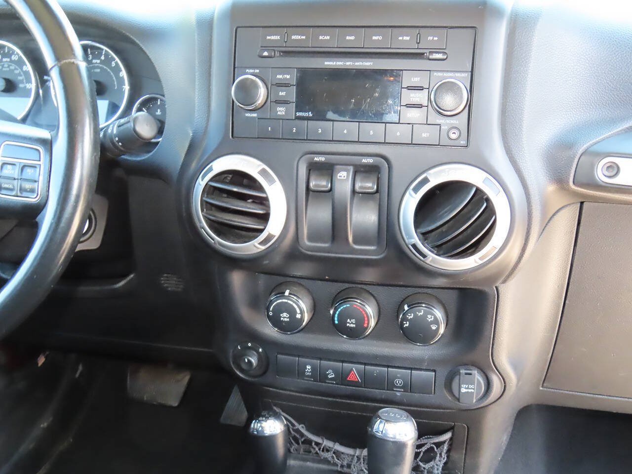 Used 2013 Jeep Wrangler Sahara AWD/4WD image 16
