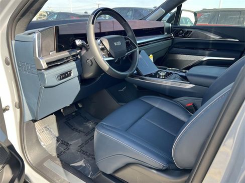 New 2026 Cadillac Escalade IQL Sport 2 image 9