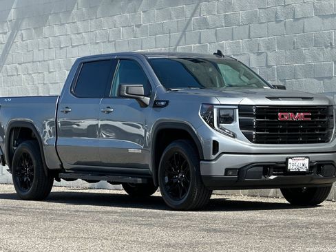 Certified 2026 GMC Sierra 1500 Elevation AWD/4WD image 1
