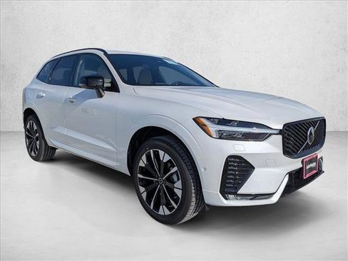 New 2026 Volvo XC60 B5 Core AWD/4WD image 7