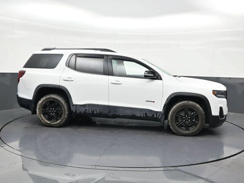 Used 2023 GMC Acadia AT4 w/ Technology Package AWD/4WD image 7