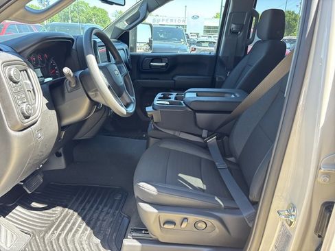 New 2026 Chevrolet Silverado 2500 Custom w/ Custom Value Package AWD/4WD image 18