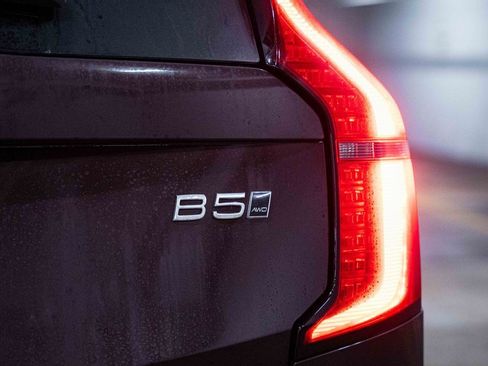 New 2026 Volvo XC90 B5 Plus image 6
