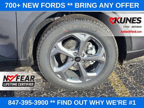 New 2026 Ford Escape ST-Line w/ Tech Pack #1 image 17