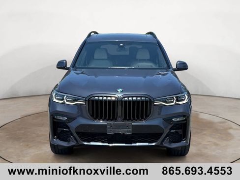 Used 2022 BMW X7 xDrive40i w/ M Sport Package AWD/4WD image 8