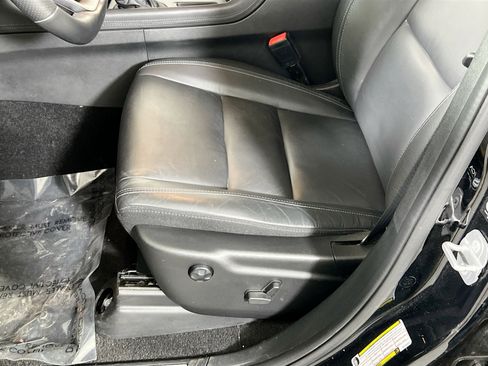 Used 2022 Dodge Durango GT image 18