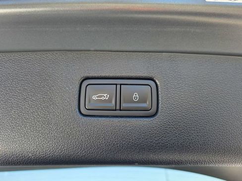 Used 2025 Genesis GV80 2.5T Standard AWD/4WD image 30