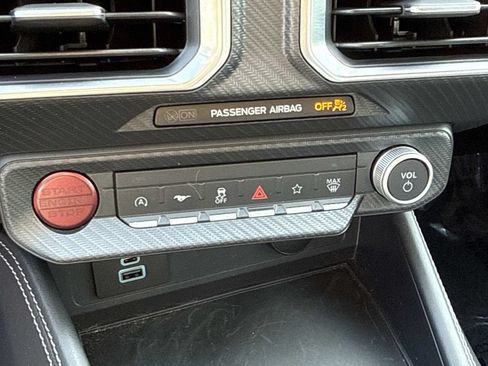 Used 2025 Ford Mustang GT Premium w/ GT Performance Package RWD image 16