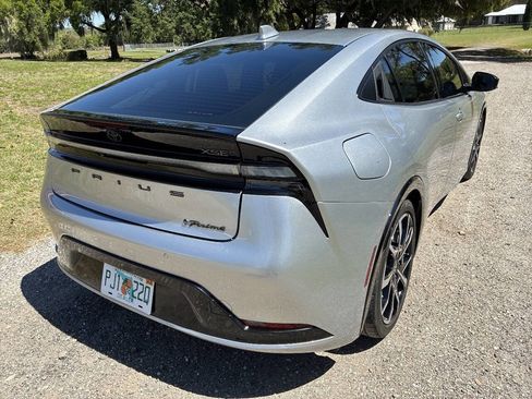 Used 2023 Toyota Prius Prime image 8