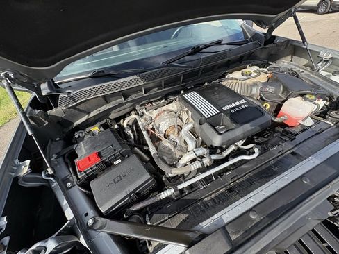 Used 2023 Chevrolet Silverado 1500 RST w/ Z71 Off-Road Package image 21