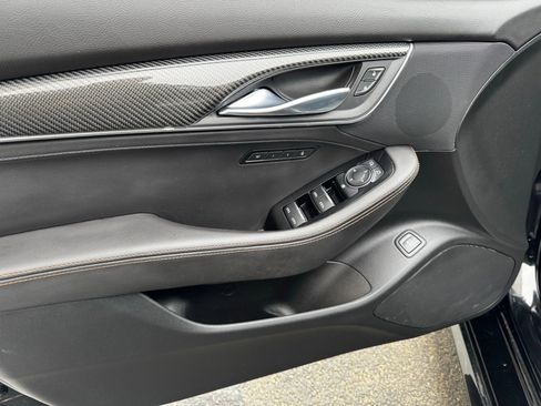 Used 2022 Cadillac CT5 Sport image 12