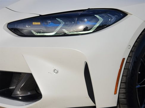 Used 2021 BMW M4 Coupe w/ M Carbon Exterior Package image 10