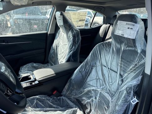 New 2026 Toyota Camry XLE AWD/4WD image 16