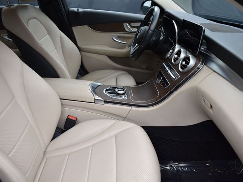 Used 2021 Mercedes-Benz C 300 4MATIC Sedan image 19