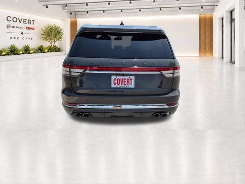 Used 2020 Lincoln Aviator Black Label w/ Dynamic Handling Package AWD/4WD image 11