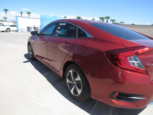 Used 2021 Honda Civic LX image 4