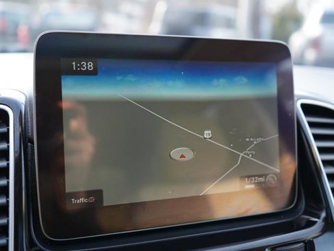 Used 2017 Mercedes-Benz GLE 350 4MATIC image 29