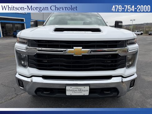 Used 2024 Chevrolet Silverado 2500 LT image 5