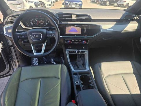 Used 2023 Audi Q3 2.0T Premium w/ Convenience Package AWD/4WD image 21