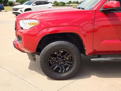Used 2021 Toyota Tacoma SR w/ SR Convenience Package RWD image 9