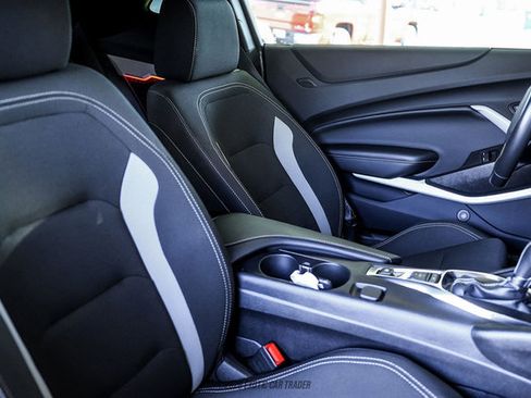 Used 2020 Chevrolet Camaro LT image 26
