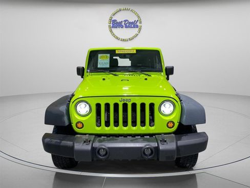 Used 2013 Jeep Wrangler Sport AWD/4WD image 7
