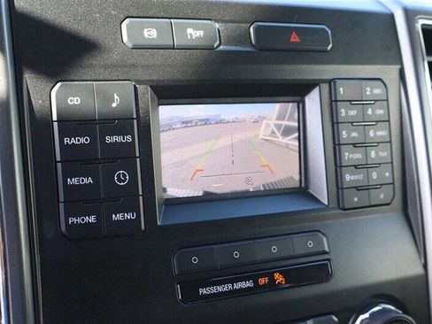 Used 2017 Ford F250 XLT image 21