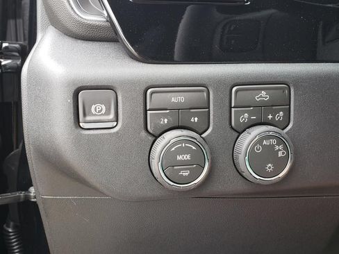 New 2026 Chevrolet Silverado 1500 LT AWD/4WD image 27
