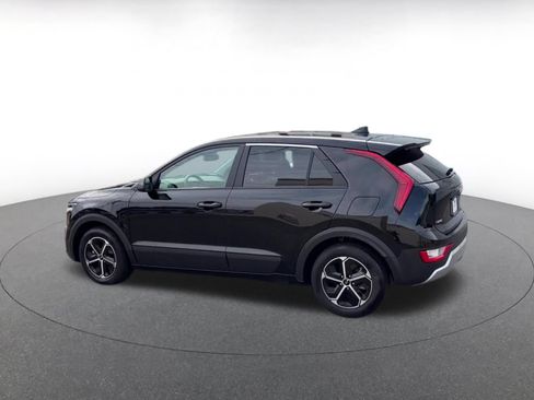 Used 2026 Kia Niro LX FWD image 10
