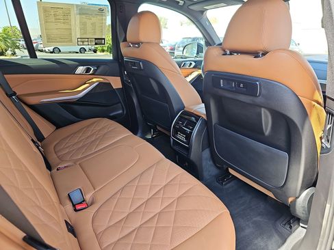 Used 2023 BMW X5 sDrive40i w/ Parking Assistance Package RWD image 11
