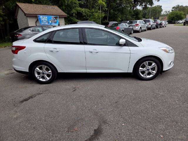Used 2014 Ford Focus SE FWD image 7