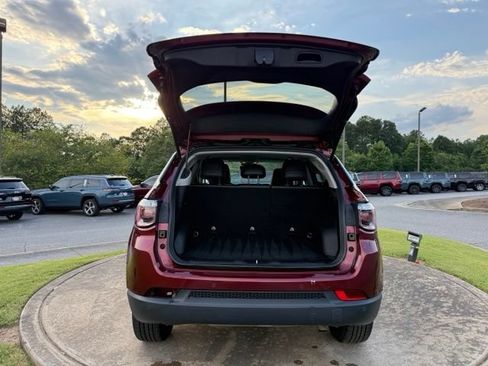 Used 2022 Jeep Compass Latitude w/ Convenience Group AWD/4WD image 27