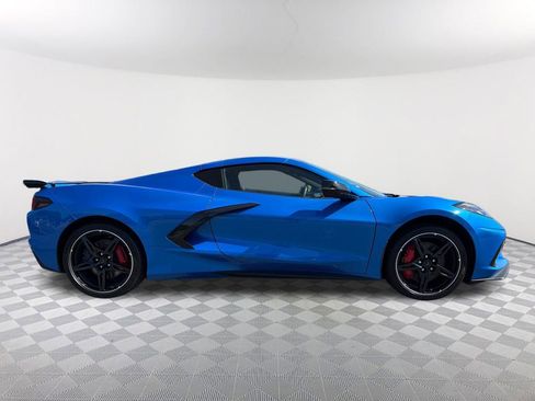 Used 2025 Chevrolet Corvette Stingray Preferred Cpe w/ Z51 Performance Package RWD image 4