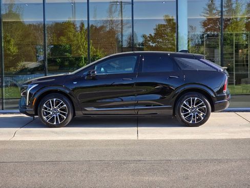 Used 2026 Cadillac Optiq Sport 1 AWD/4WD image 2