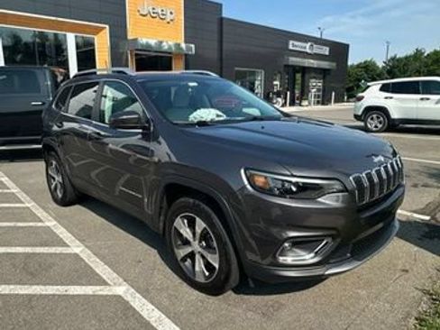 Used 2020 Jeep Cherokee Limited AWD/4WD image 2
