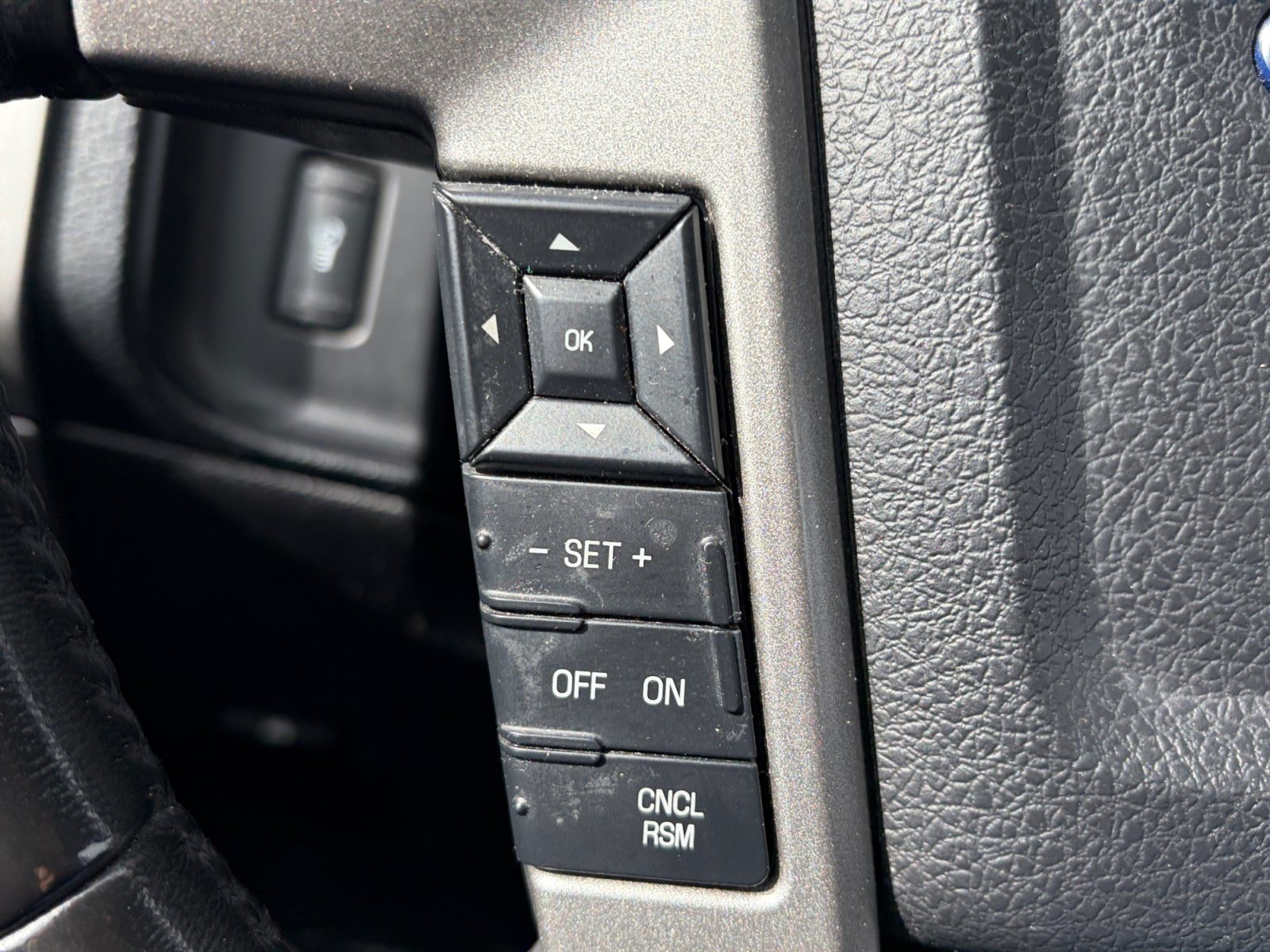 Used 2016 Ford Expedition EL Limited w/ Equipment Group 301A AWD/4WD image 18