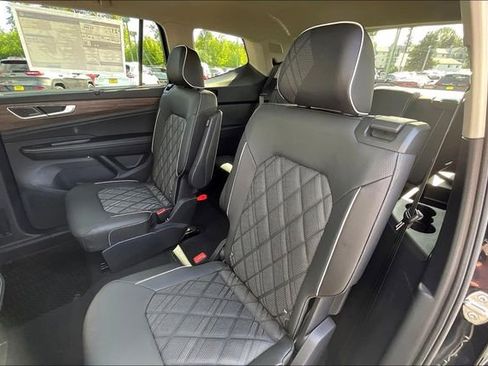 New 2025 Volkswagen Atlas SEL Premium R-Line image 11