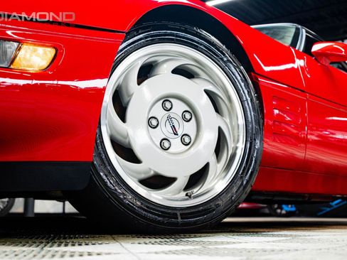 Used 1991 Chevrolet Corvette ZR1 image 8