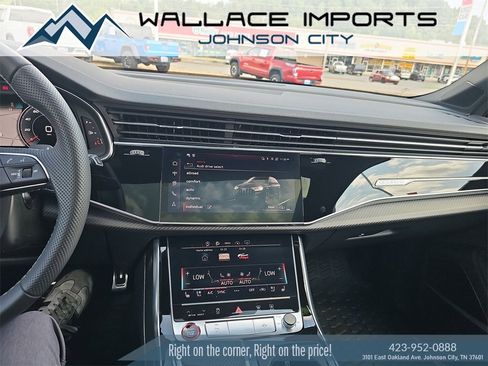 Used 2025 Audi SQ7 Premium Plus image 13