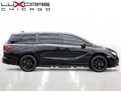 Used 2023 Honda Odyssey Sport image 13