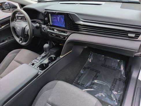 Used 2025 Toyota Camry LE w/ Convenience Package FWD image 24