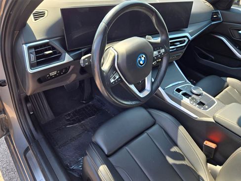 Used 2024 BMW 330e xDrive AWD/4WD image 22