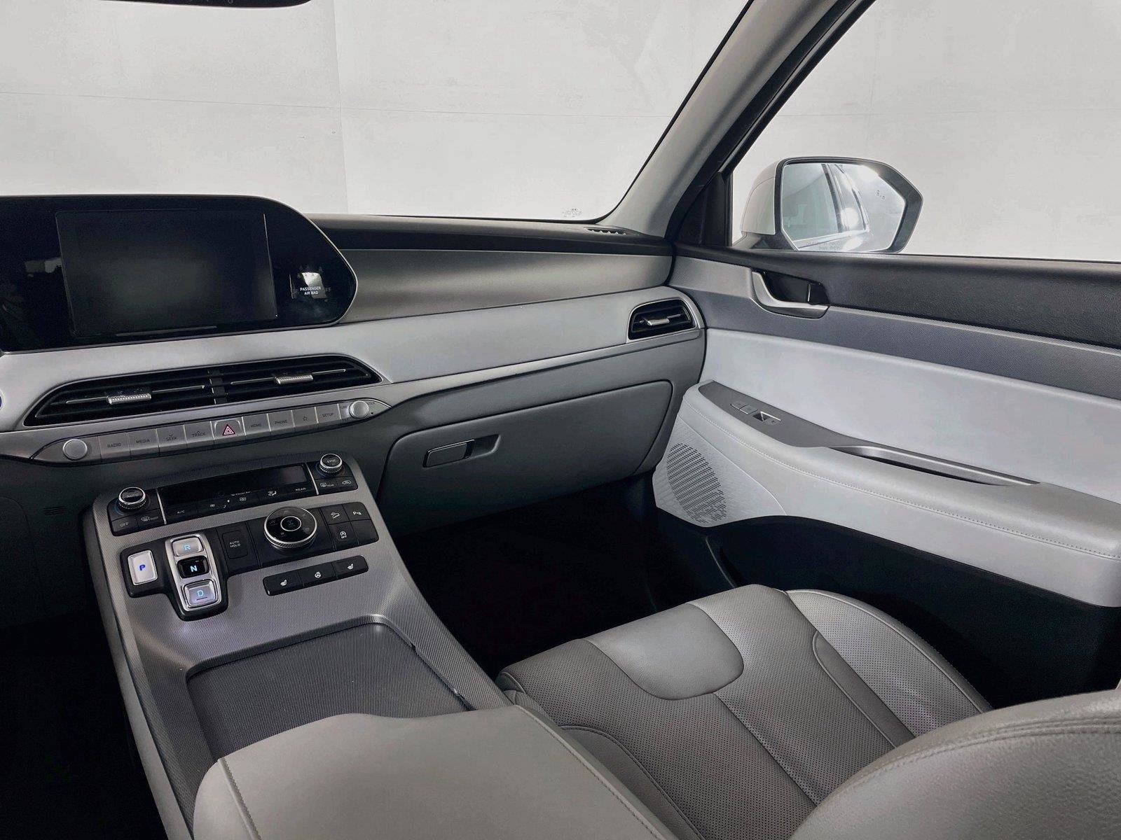 Used 2020 Hyundai Palisade SEL w/ Premium Package AWD/4WD image 24