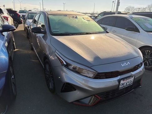 Used 2024 Kia Forte GT-Line w/ GT-Line Premium Package image 1