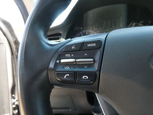 Used 2020 Hyundai Elantra Value Edition w/ Cargo Package (C1) FWD image 18